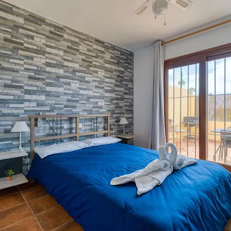 Private Solarium - Jacuzzi - Beach Views Mogán