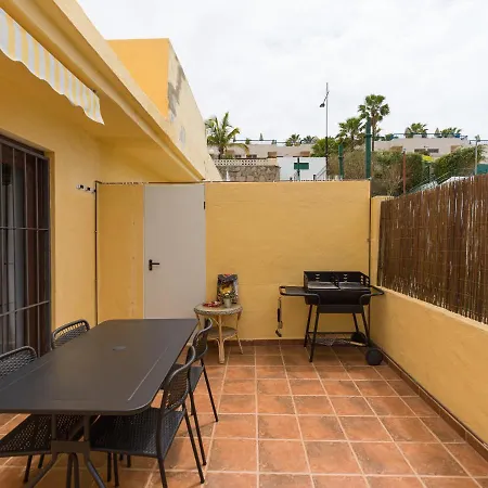 Private Solarium - Jacuzzi - Beach Views *