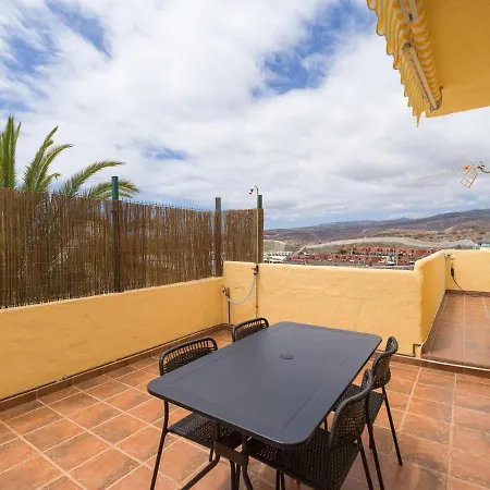 Private Solarium - Jacuzzi - Beach Views Apartamento *
